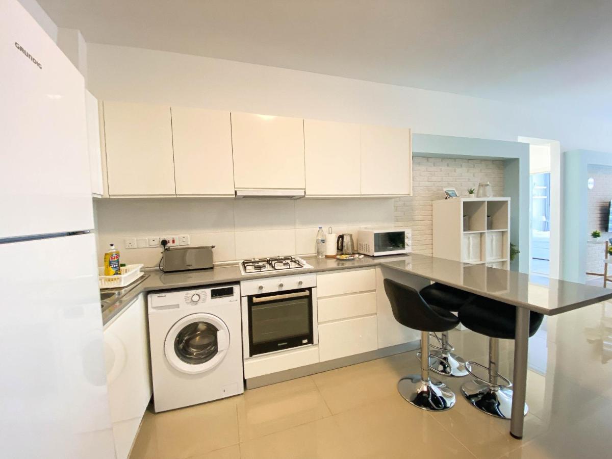 Spartacus Pool Apartments In Caesar Resort & Spa Trikomo 외부 사진